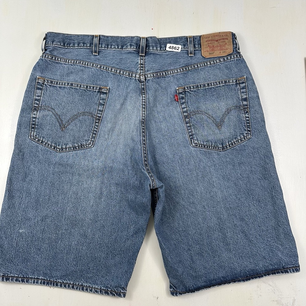 VTG‎ Levi's 569 Loose Jean Shorts Men 38 X 12 Blue Baggy Jorts High Rise Y2K